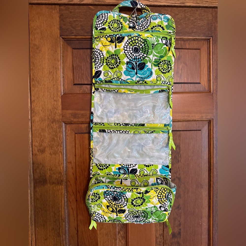 Vera Bradley Hanging Travel Organizer in Limes Up